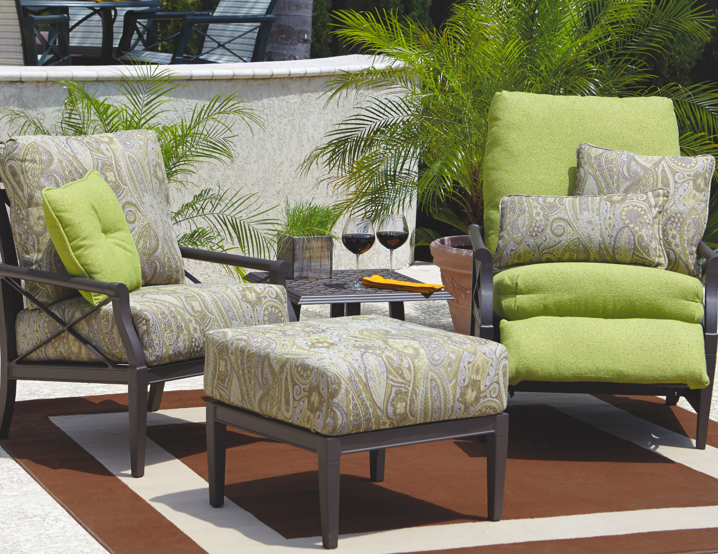 High-quality replacement cushions in a variety of colors and fabrics for your patio furniture.