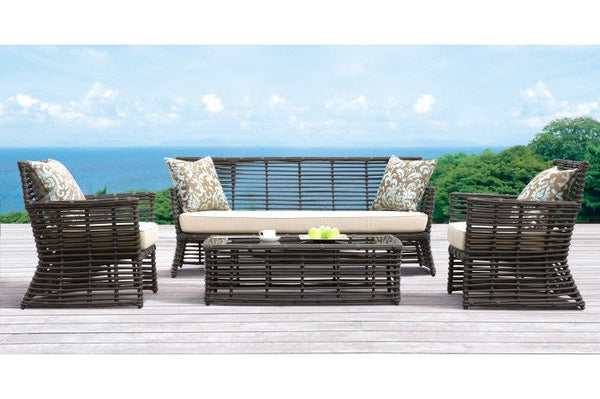 How To Create a Resort-Feel Backyard
