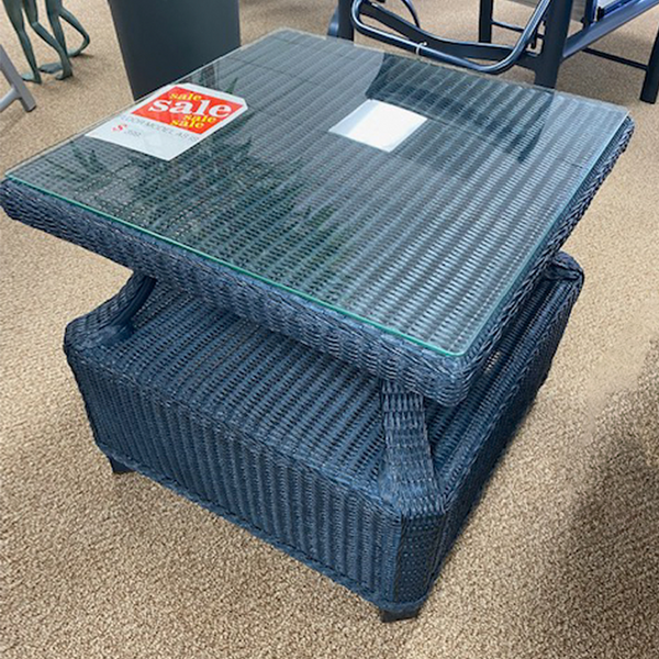 Lloyd Flanders Wicker Table