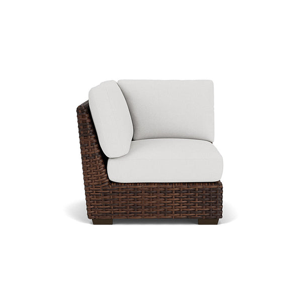 Lloyd Flanders Contempo Corner Sectional