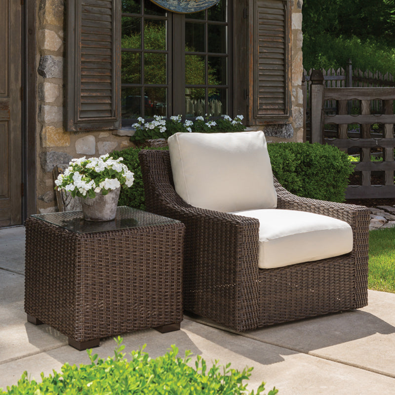 Lloyd Flanders Mesa 22" Square Cube end Table