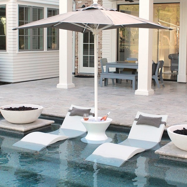 Ledge Lounger 22 Side Table With Umbrella Hole